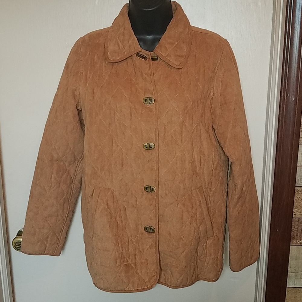 womens quilted jacket